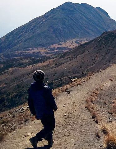 Arusha-mount-meru-climb