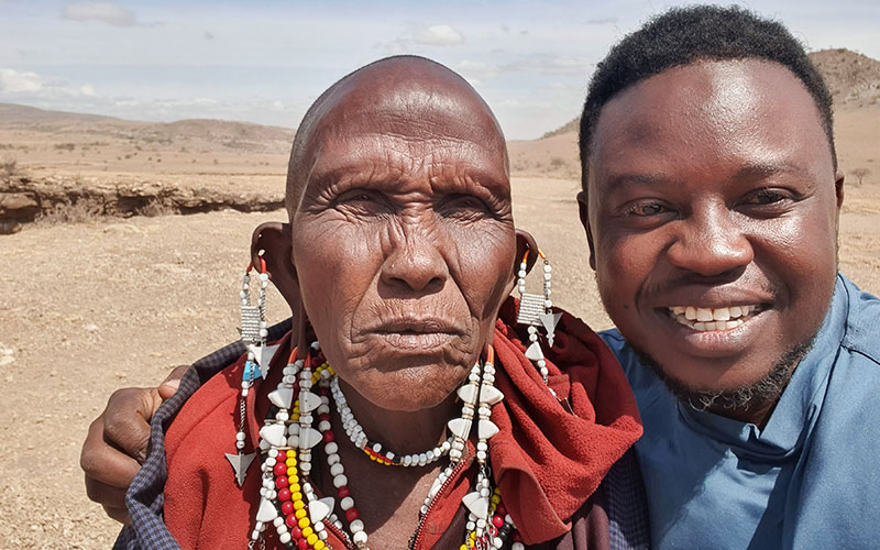 Maasai-elderly-lady-Tanzania-cultural-and-historical